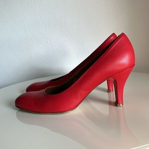 Agnes B. Leather Red Pumps Heels 38